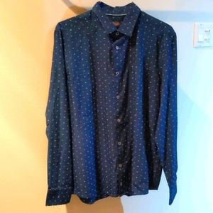 Ike Behar dark blue button up w/ pattern